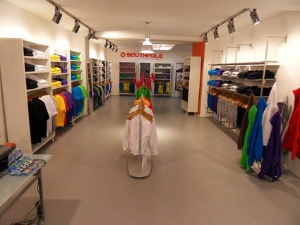 Clean-Chic im Hip-Hop-Store von Southpole in Heidelberg (Foto: Southpole)