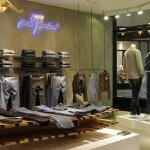 Schlichte elegantes Interior bei 7 For All Mankind
