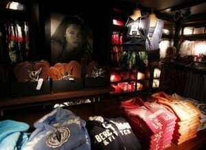 Abercrombie & Fitch Store Auf der Abschussliste: Abercrombie & Fitch Filialen - 60 Stores sollen in diesem Jahr geschlossen werden