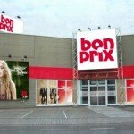 Bonprix gibt auch stationär gute Preise - meist in der Peripherie, wo auch andere Discounter angesiedelt sind