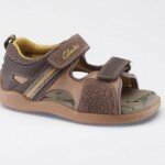 Clarks Kinderschuh: Kinderfüßen, Raum zur Entwicklung geben