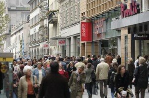 Shoppinglust statt Shoppingfrust lässt Mieten in Toplagen moderat steigen