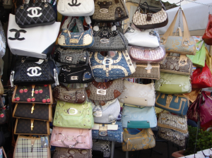 Fälschungen Designer Handtaschen Louis Vuitton Gucci Prada Chanel