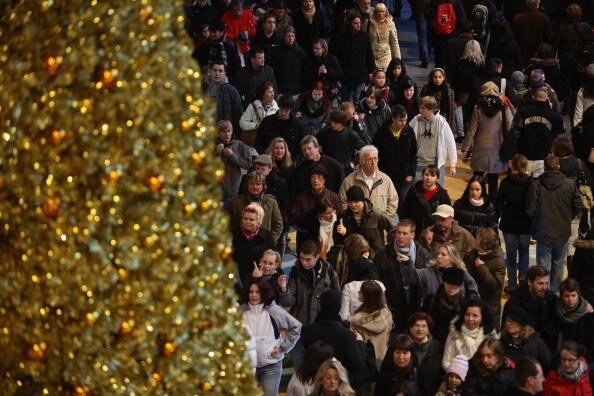 Kling Kasse Kling: Shopping-Jünger wie hier in der Berliner Shopping-Mall Alexa können sich nur noch an zwei Sonntagen am Konsum laben Kling Kasse Kling: Shopping-Jünger wie hier in der Berliner Shopping-Mall Alexa können sich nur noch an zwei Sonntagen am Konsum laben