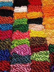 Gefärbte Seide Textile Rohstoffe werden immer teurer
