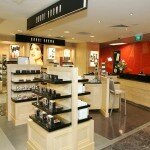 Nuance Shop in Singapur - in der Tat strategisch ziemlich fern vom Fashionbusiness