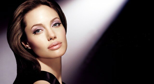 Angelina Jolie Shiseido