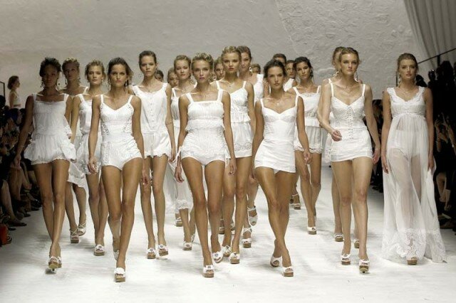 Dolce & Gabbana SS 2011 Show