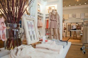 Club Monaco_Store Innen