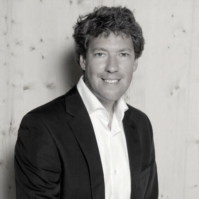 Esprit_Ronald van der Vis Esprit_Ronald van der Vis