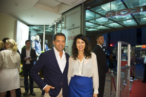 Die Gastegeber des Abends: Dieter Holzer (Vorstandsvorsitzender TOM TAILOR) und Brigitte Huber (Chefredakteurin BRIGITTE