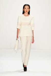 Hien Le Show - Mercedes-Benz Fashion Week Autumn/Winter 2013/14