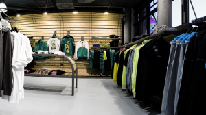 Bench store