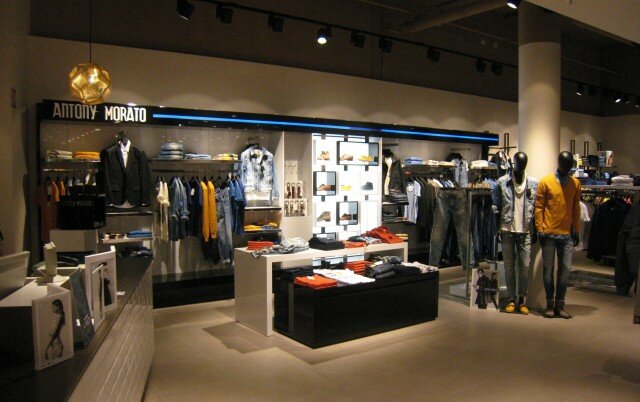 Antony Morato Corner im G-fashion Store Antony Morato Corner im G-fashion Store