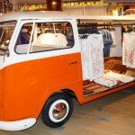 Der Bulli - in Mitten des Stores