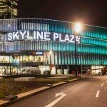 Skyline Plaza bei Nacht