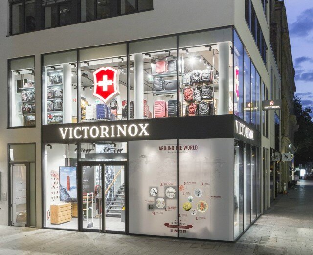 Victorinox_Brand_Store_Cologne_02