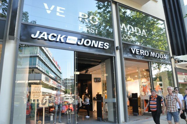 Jack & Jones_Vero Moda Store
