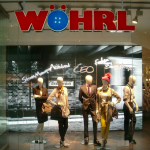 Wöhrl Berlin Schaufenster