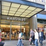 Karstadt: Mit tiefroten Zahlen nah am Abgrund