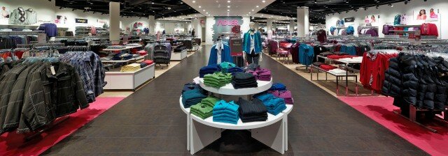 Adler Modemarkt Innenansicht_2