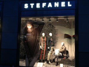 Stefanel: Die Sanierung zeigt Erfolge bei den Ergebniszahlen, auch wenn der Umsatz sinkt