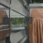 modelabel_paisley_mit_burka_spot