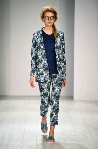 Barre Noire Show - Mercedes-Benz Fashion Week Spring/Summer 2015