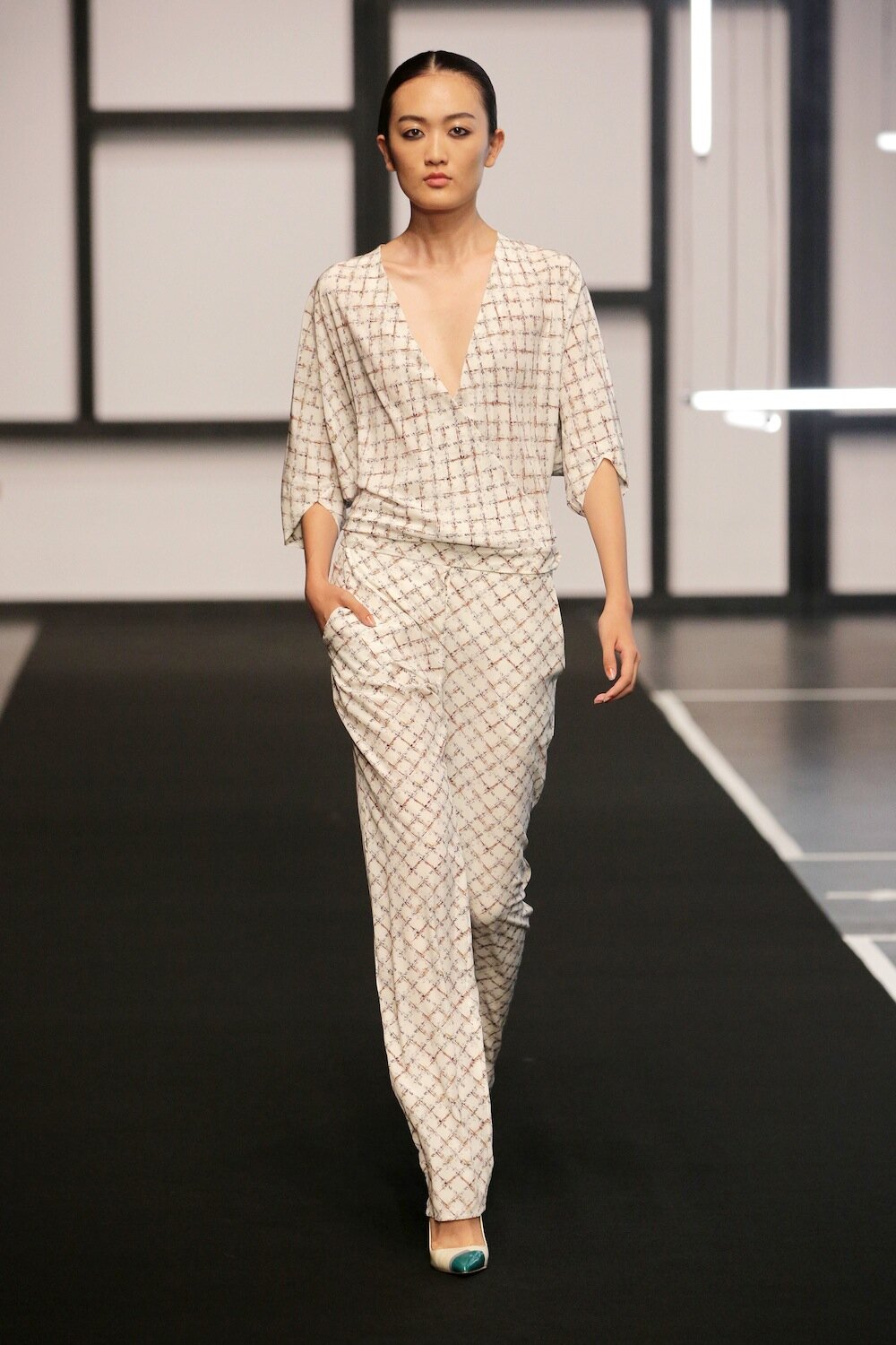 Dawid Tomaszewski Show - Mercedes-Benz Fashion Week Spring/Summer 2015