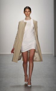 Hien Le Show - Mercedes-Benz Fashion Week Spring/Summer 2015