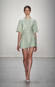 Hien Le Show - Mercedes-Benz Fashion Week Spring/Summer 2015