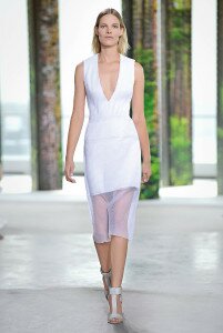 27_BOSS_W_SpringSummer15_NY