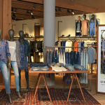 Die neuen 'vertikalen Kollektionen' werden von Wholesale-Kunden von Saison zu Saison besser angenommen und bieten daher Anlass für Optimismus