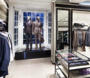 Hugo Boss will in fünf Jahren rund drei Viertel seines Umsatzes in eigenen Läden generieren. Im Wholesale soll es die Marke nur noch in Shop-in-Shops geben 