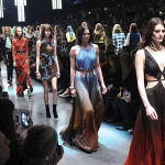 Immer ein bisschen Boho und immer ein bisschen too much: Roberto Cavalli