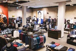 Ob progressiv oder elegant, der Menswear-Spezialist Wormland weißt, was bei Männern funktioniert