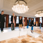 Zur Gruppenausstellung im Kronprinzenpalais präsentieren sich rund 25 deutsche Designer-Labels