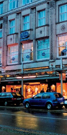 Harms am Wall muss sich nach Brand und Insolvenz wieder aufrappeln Harms am Wall muss sich nach Brand und Insolvenz wieder aufrappeln