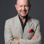 Brian Rennie partnert mit HSE24