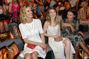 Eva Herzigova mit Nora von Waldstaetten und Jessica Schwarz bei Marc Cain