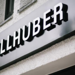 Hallhuber