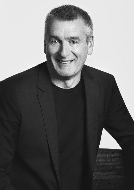 John Douglas geht mit MCM auf eine spannende Reise in das digitale Zeitalter