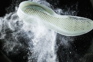 Zunächst gibt es nur ein individuell angepasste Laufschuhzwischen-Sohle 