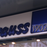 Strauss Innovation gibt es seit 1902. Seit den Nullerjahren ist die Handelskette auf Schrumpfkurs