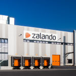 Zalando lässt sich das Fulfillment einiges kosten, auch wenn das kurzzeitig wieder zu roten Zahlen führt. Zielparole bleibt mittel- bis langfristig "profitables Wachstum"