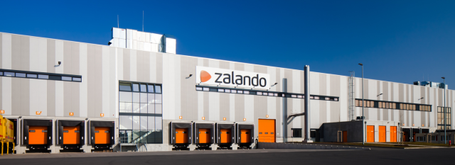 Zalando lässt sich das Fulfillment einiges kosten, auch wenn das kurzzeitig wieder zu roten Zahlen führt. Zielparole bleibt mittel- bis langfristig "profitables Wachstum"