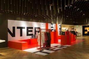 Die Hunter Pop-Up Shop-in-Shops präsentieren die ganze neue Hunter Lifestyle-Welt