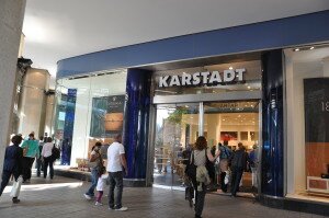 Karstadt in der Mönckebergstraße würde eher ein "Erlebniskaufhaus" für Touristen und einkaufsfreudige Hamburger werden
