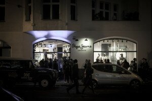 Der Pepe Jeans Store in der Schönhauser Straße hat jetzt auch ein Custom Studio 