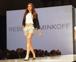 Die nächste Rebecca Minkoff Show im Februar wird die aktuelle Frühjahr/Sommer-Kollektion präsentieren